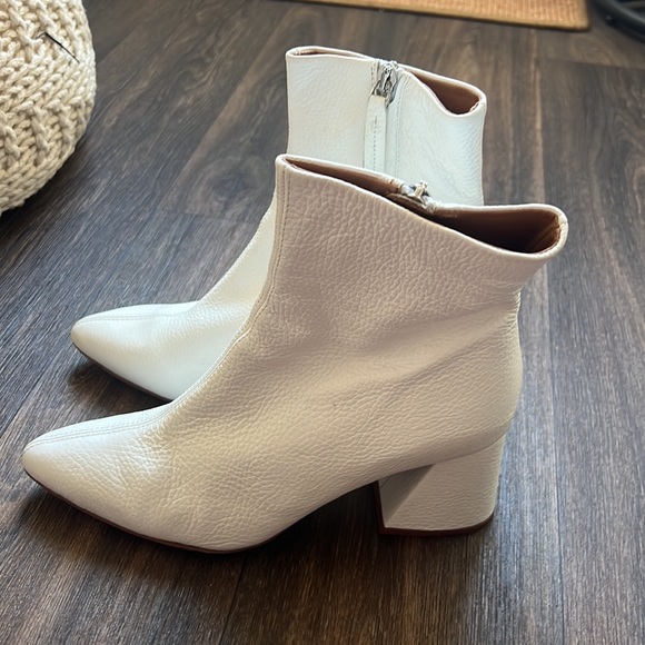 Thursday White Pointed Boots - Picture 3 of 9
